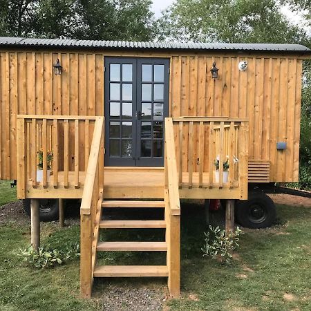 Sunset Shepherds Hut Taunton Εξωτερικό φωτογραφία