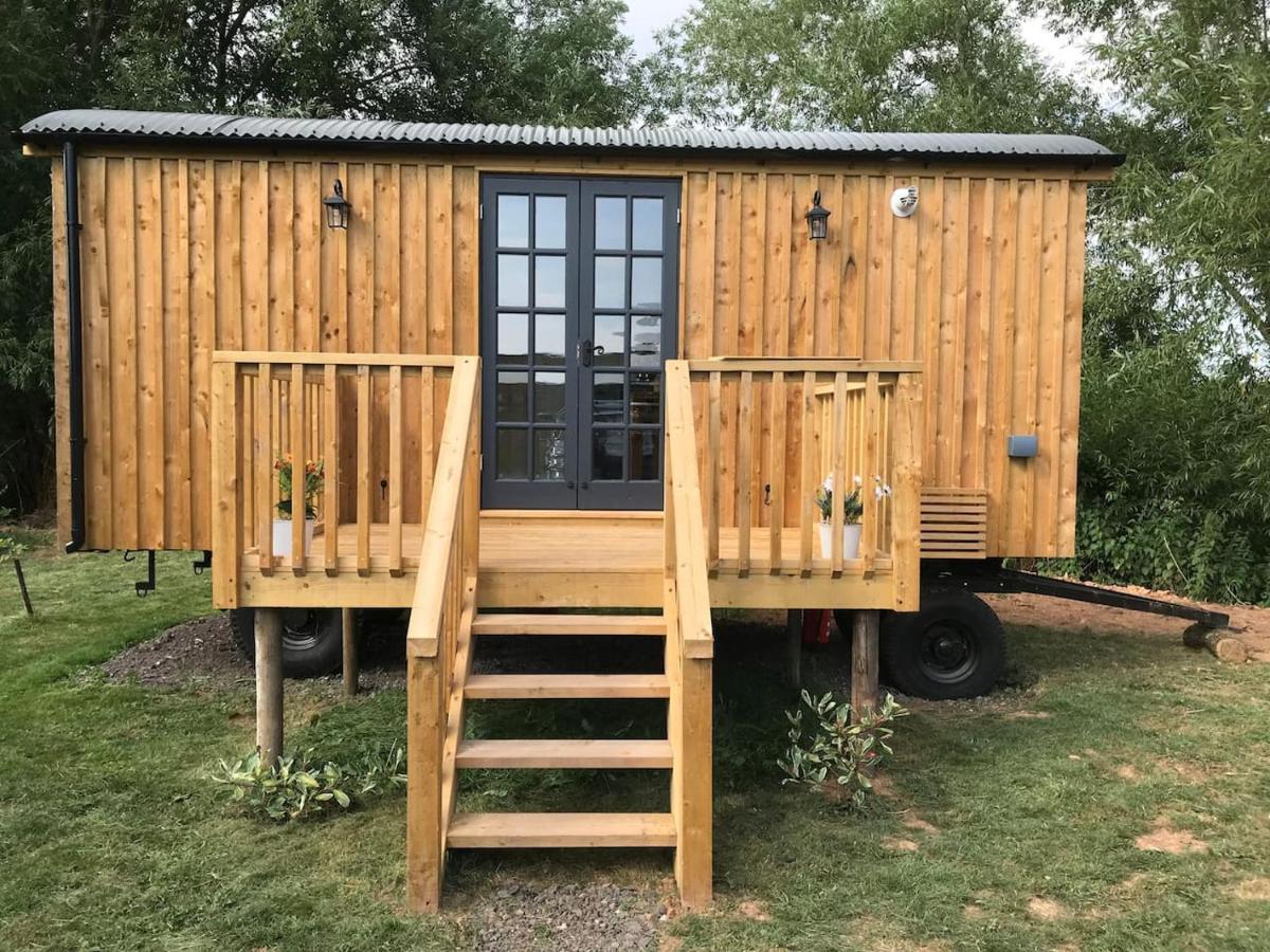 Sunset Shepherds Hut Taunton Εξωτερικό φωτογραφία